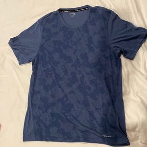 Saucony Men’s Ramble Short Sleeve T Shirt, Large